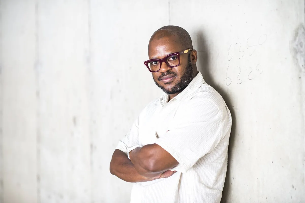 khaya dlanga