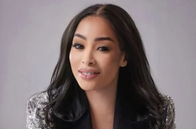 Khanyi Mbau