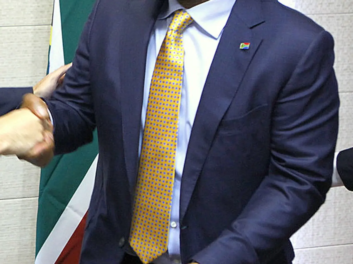 Nathi Mthethwa